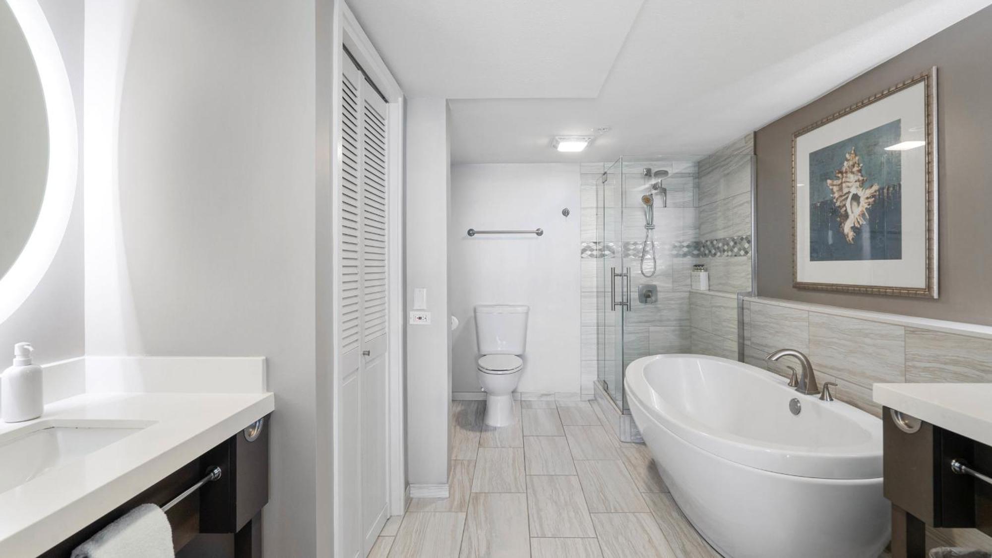 Luxury Oceanfront 2 Bedroom Apartment At Waikiki Beach Tower Honolulu Zewnętrze zdjęcie